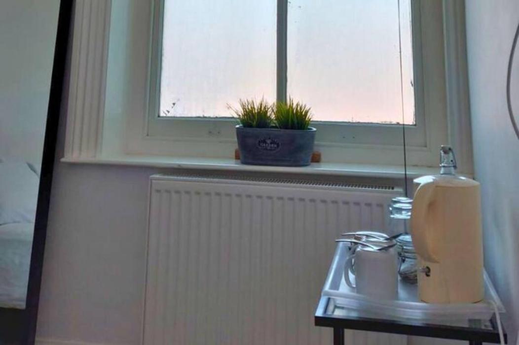 Stylish Double Room In City Centre - Shared Bathroom - Parking Preston  Eksteriør bilde